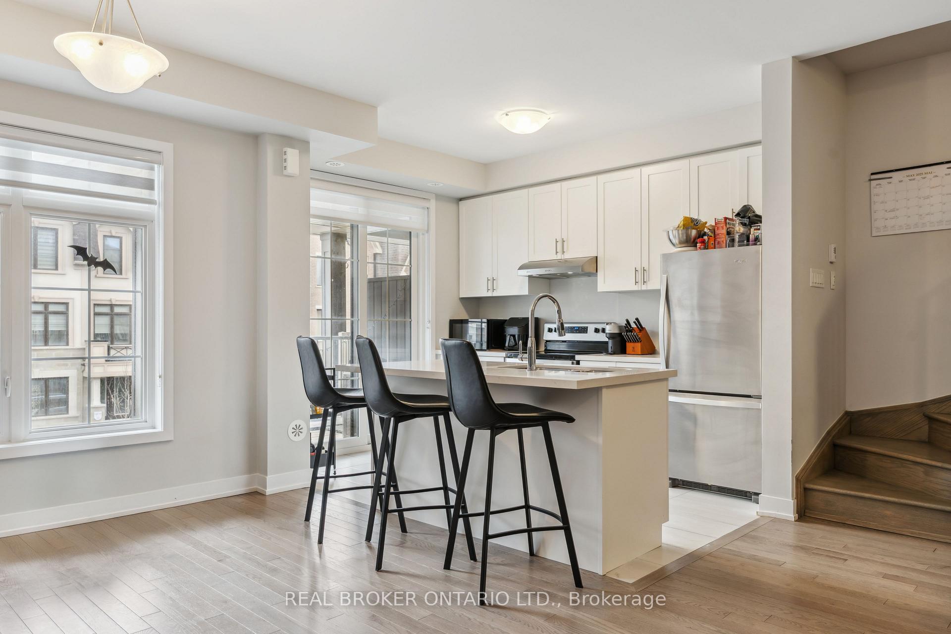 Photo 12 of 92 William Shearn Crescent, Markham, Angus Glen — HOMEH