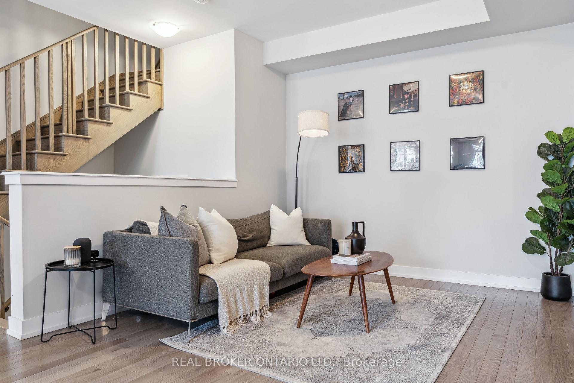 Photo 19 of 92 William Shearn Crescent, Markham, Angus Glen — HOMEH