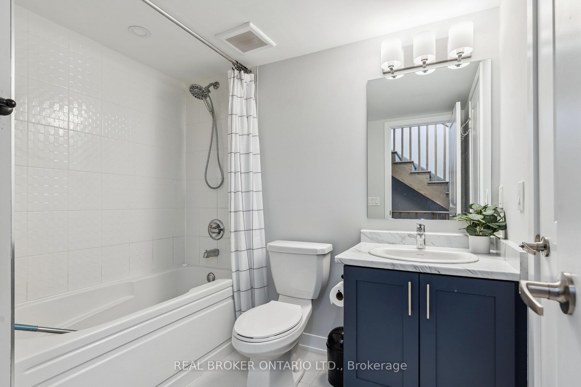 Photo 22 of 92 William Shearn Crescent, Markham, Angus Glen — HOMEH