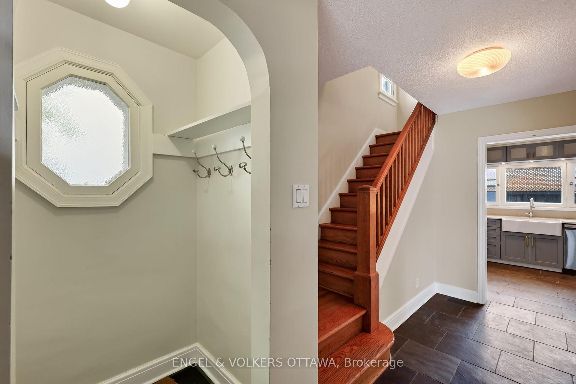 Photo 10 of 139 Renfrew Avenue, Ottawa, Glebe — HOMEH