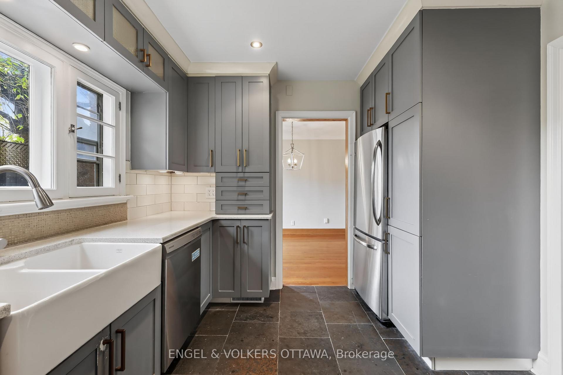 Photo 13 of 139 Renfrew Avenue, Ottawa, Glebe — HOMEH