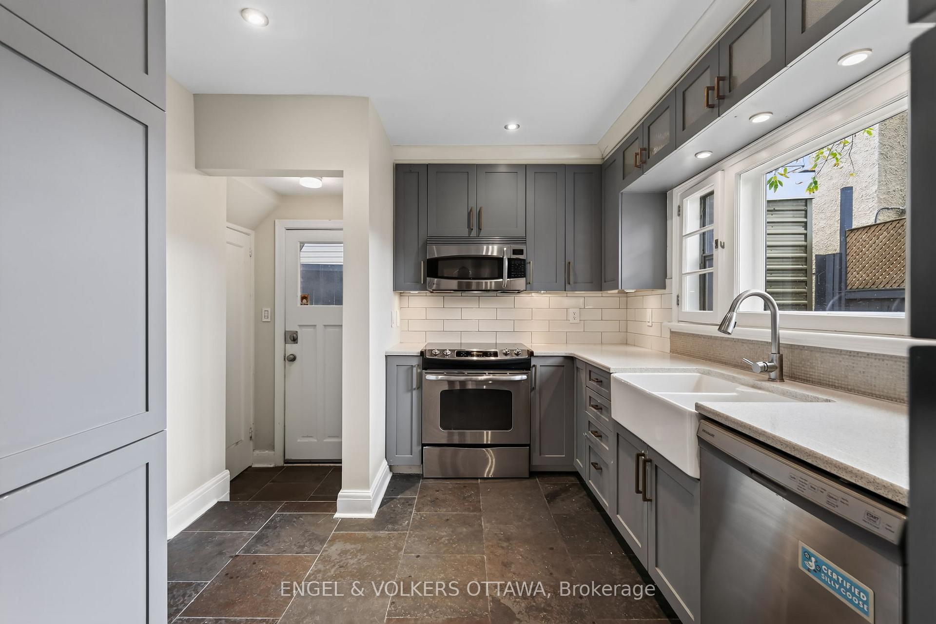 Photo 15 of 139 Renfrew Avenue, Ottawa, Glebe — HOMEH