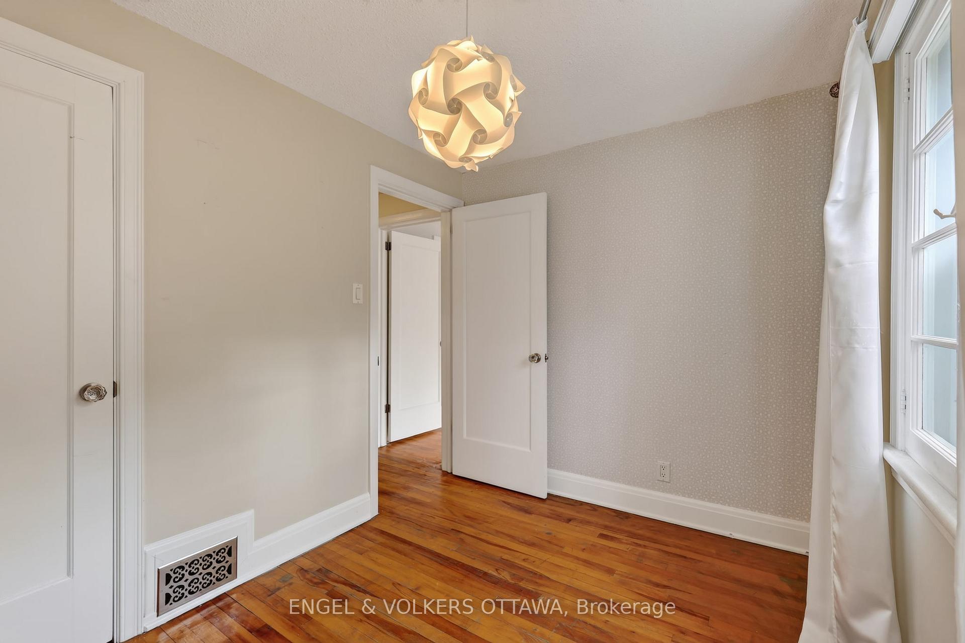 Photo 24 of 139 Renfrew Avenue, Ottawa, Glebe — HOMEH