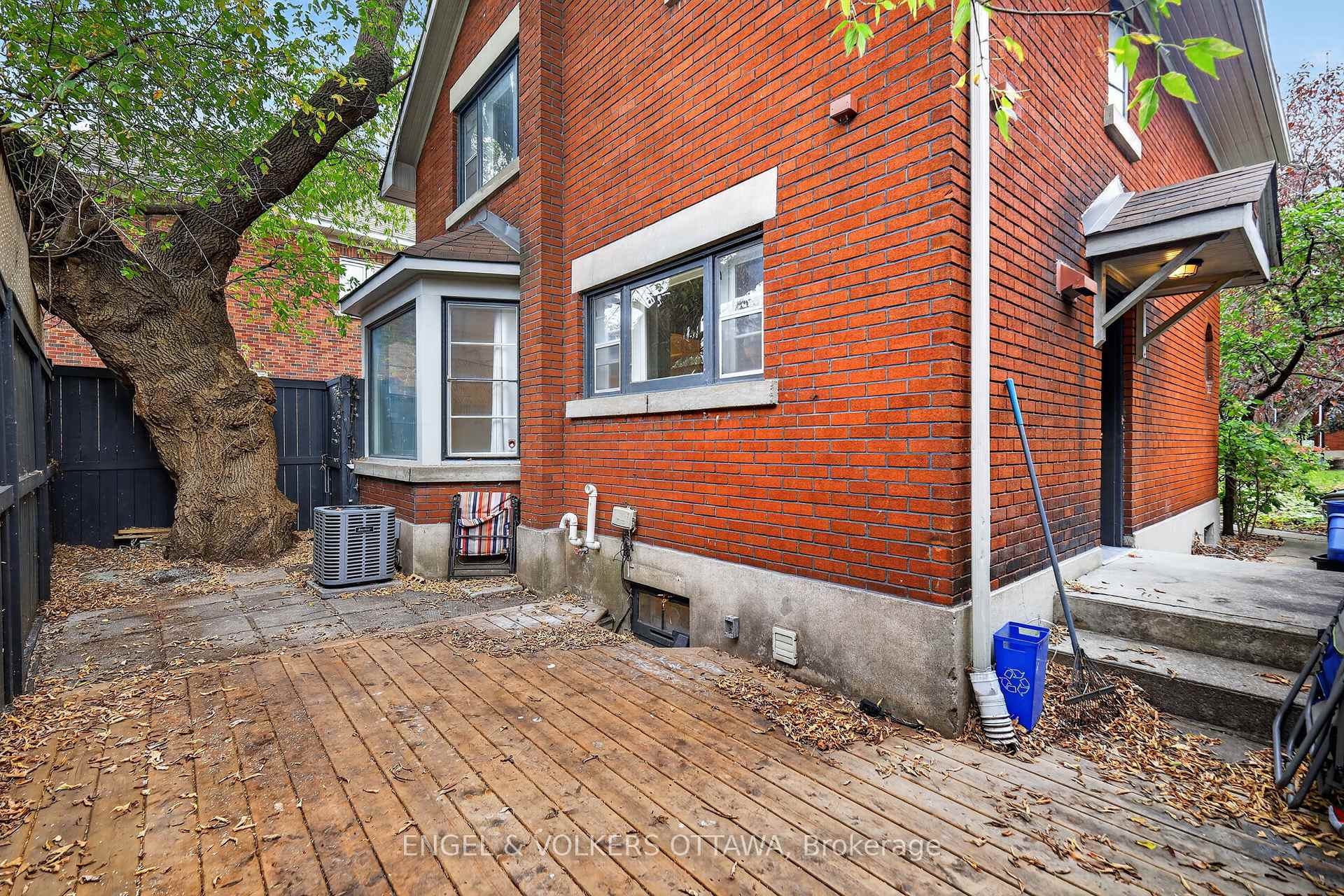 Photo 32 of 139 Renfrew Avenue, Ottawa, Glebe — HOMEH