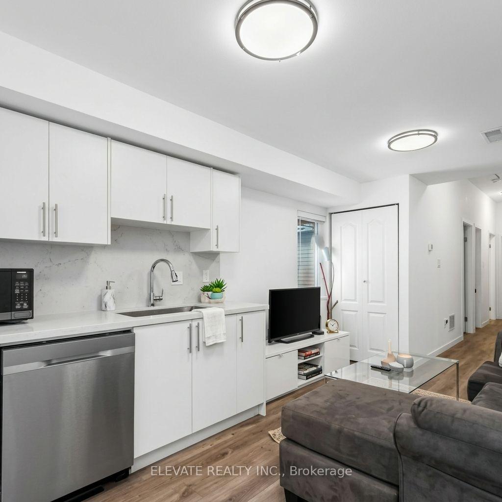 Photo 2 of Unit Second Floor, 123 Lansdowne Avenue, Toronto, Roncesvalles — HOMEH