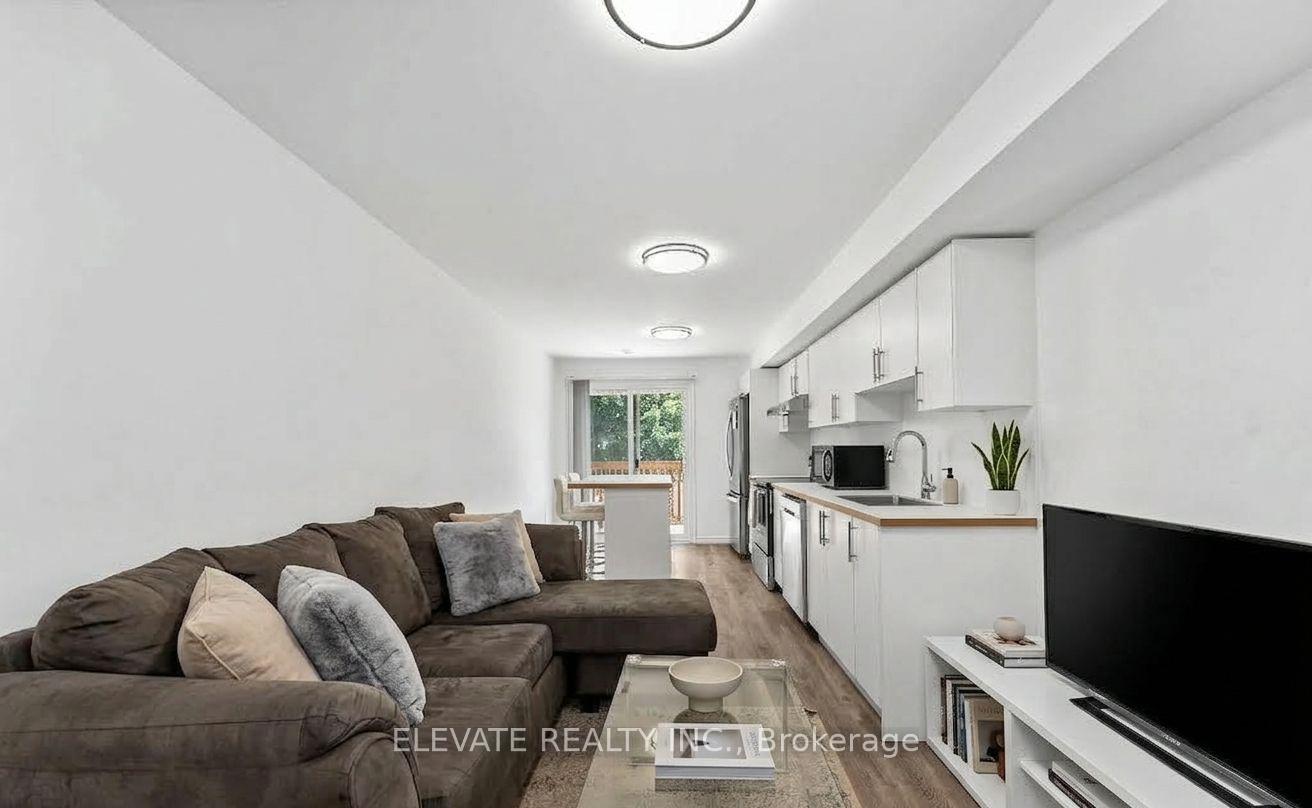 Photo 4 of Unit Second Floor, 123 Lansdowne Avenue, Toronto, Roncesvalles — HOMEH