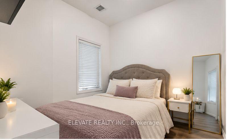 Photo 5 of Unit Second Floor, 123 Lansdowne Avenue, Toronto, Roncesvalles — HOMEH