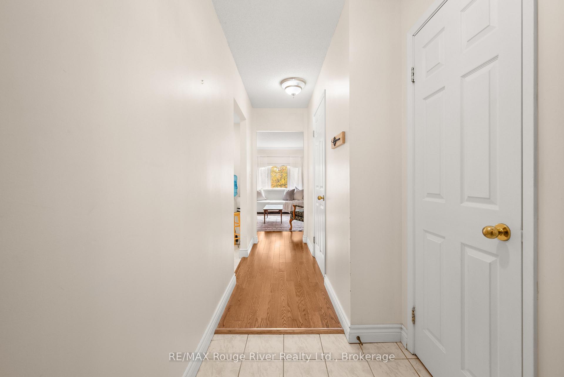 Photo 11 of Unit 207, 1 Heritage Way, Kawartha Lakes, Lindsay — HOMEH