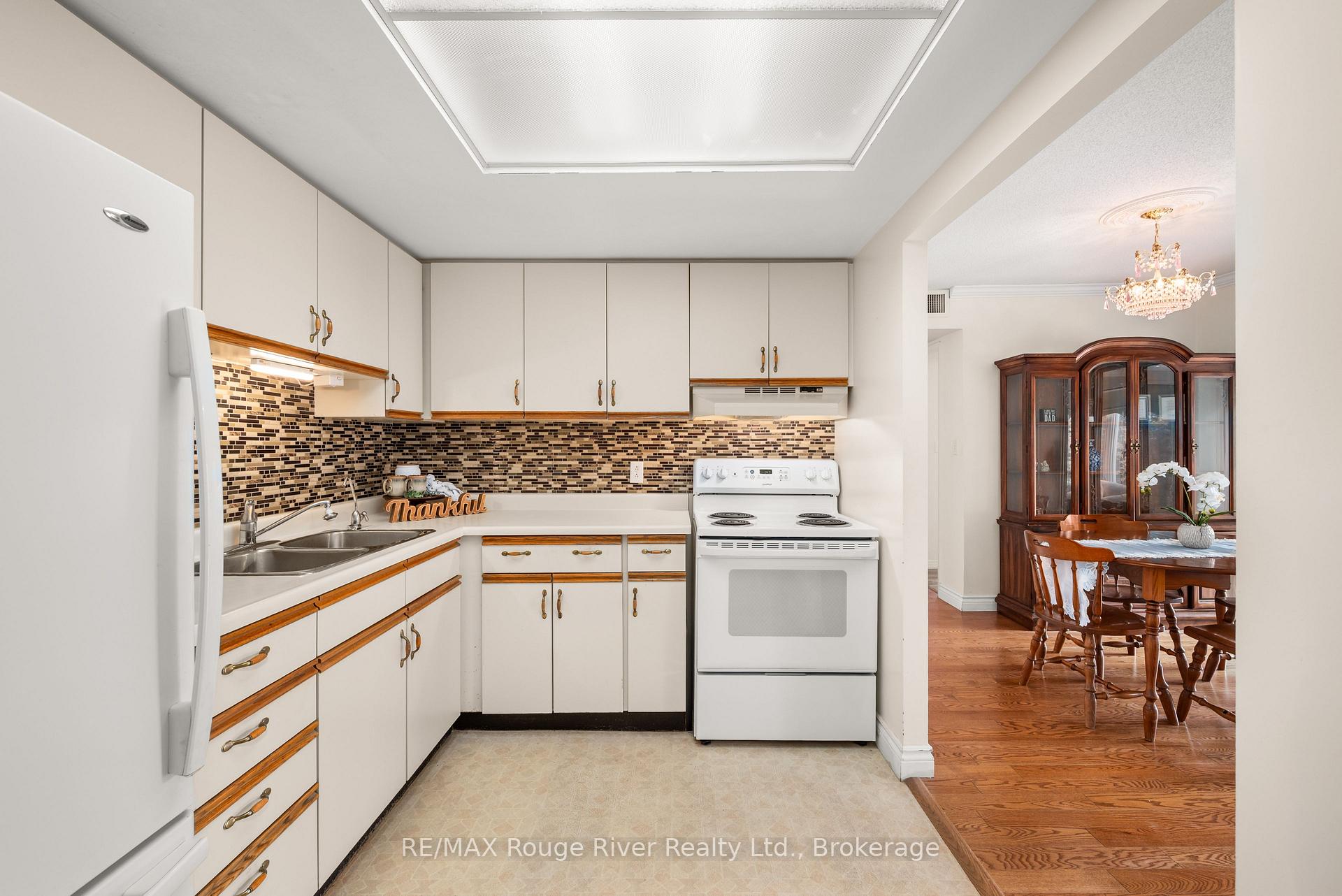Photo 13 of Unit 207, 1 Heritage Way, Kawartha Lakes, Lindsay — HOMEH