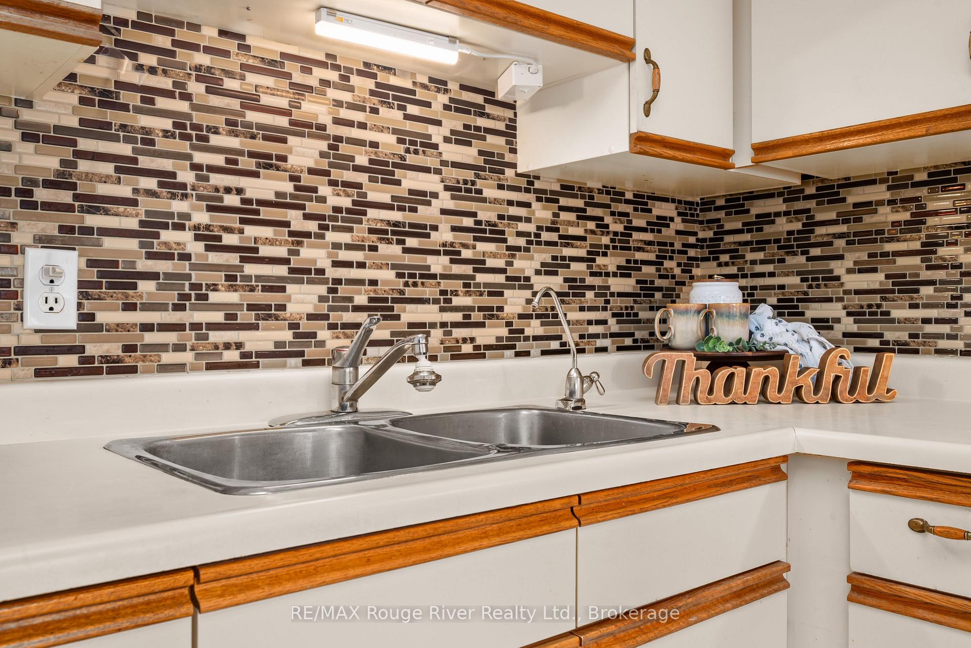 Photo 16 of Unit 207, 1 Heritage Way, Kawartha Lakes, Lindsay — HOMEH
