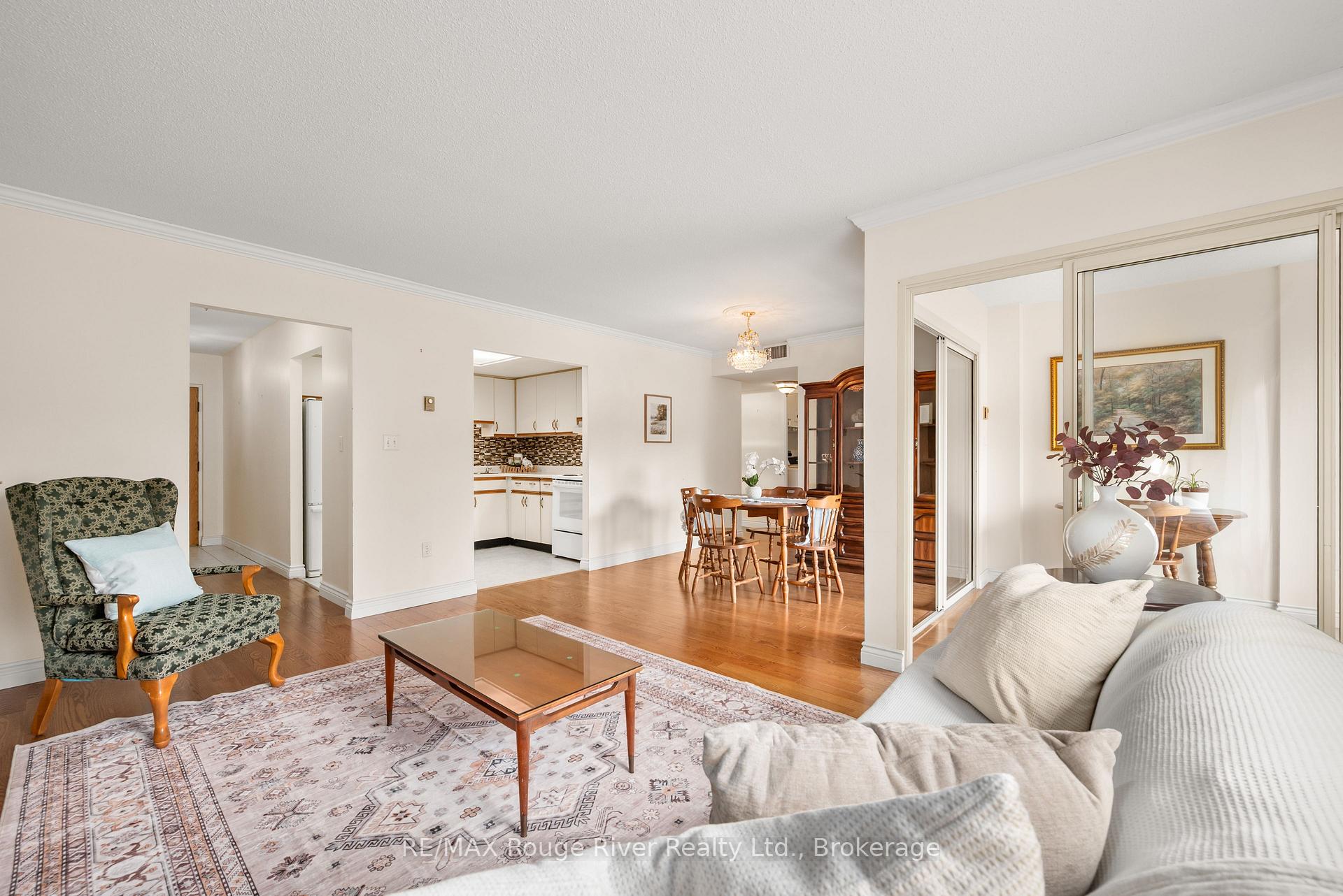 Photo 21 of Unit 207, 1 Heritage Way, Kawartha Lakes, Lindsay — HOMEH