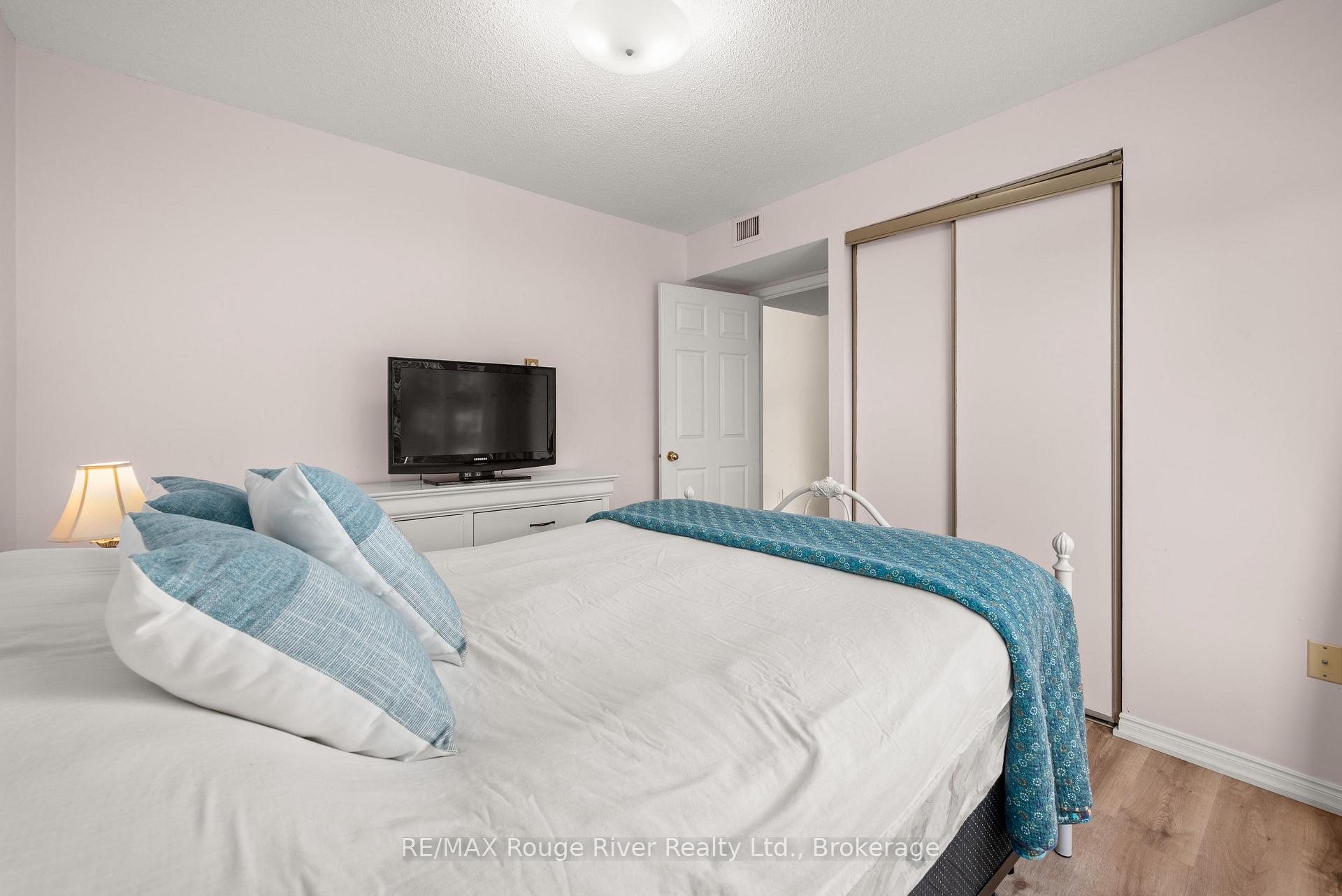 Photo 35 of Unit 207, 1 Heritage Way, Kawartha Lakes, Lindsay — HOMEH