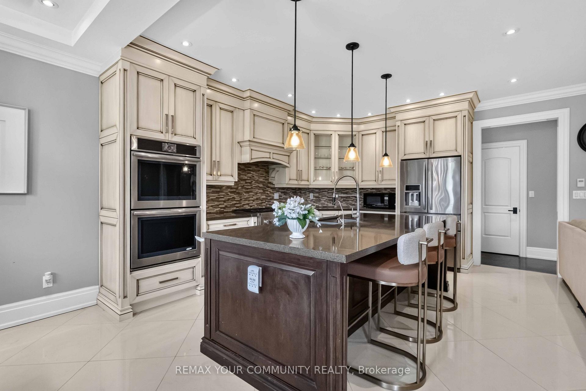 Photo 14 of 20111 Bathurst Street E, East Gwillimbury, Holland Landing — HOMEH