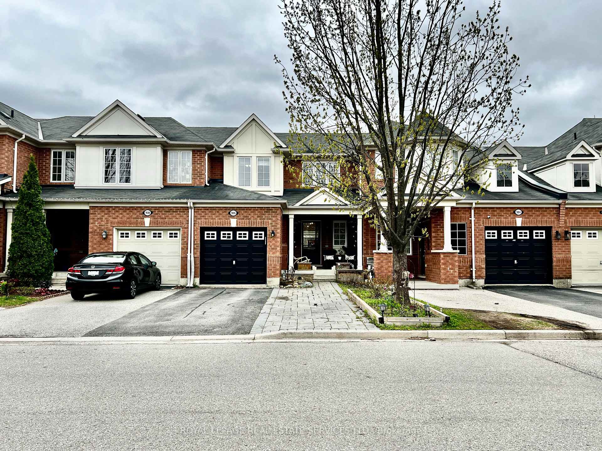 Photo of 906 Burrows Gate