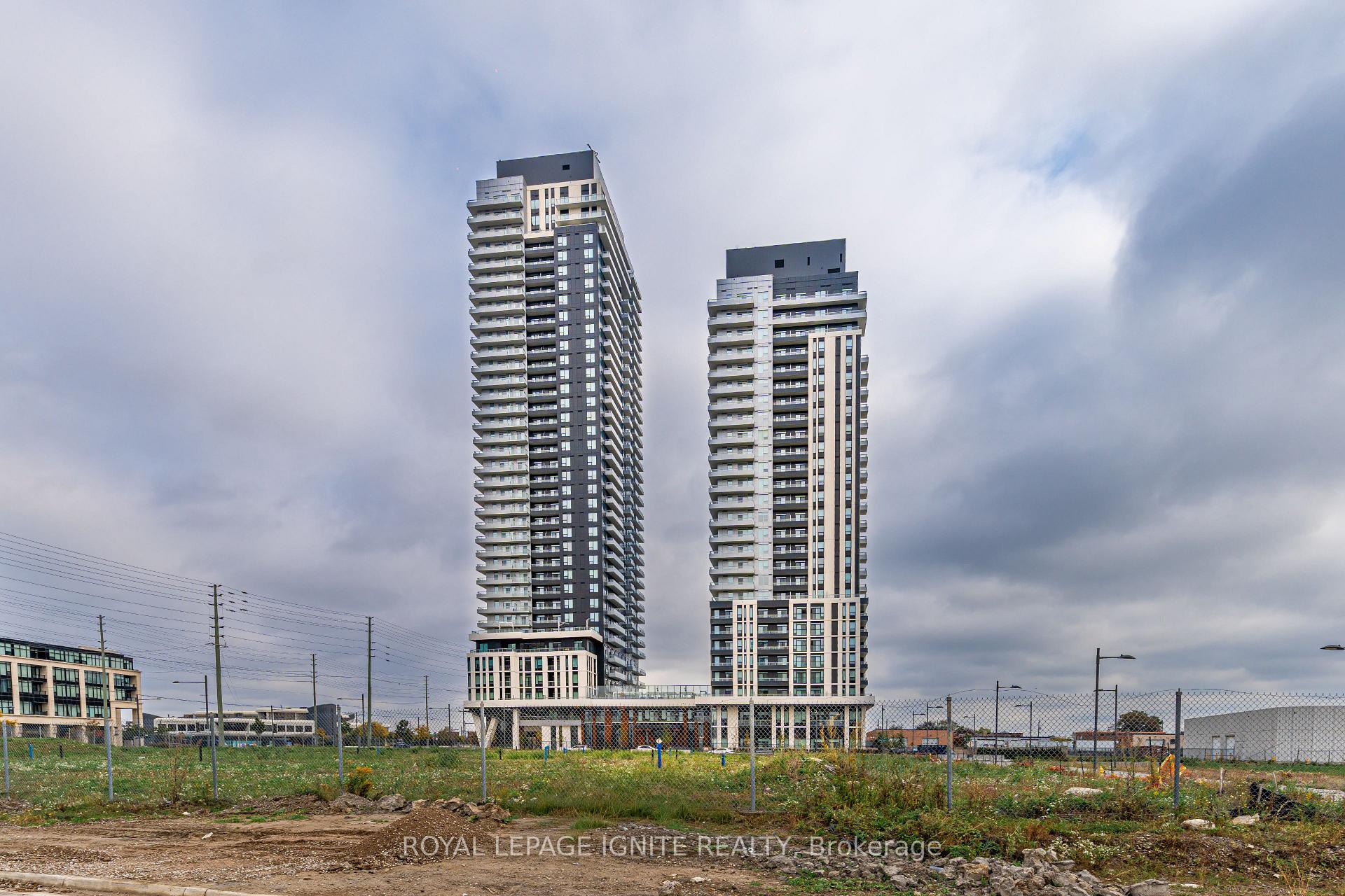 Photo 2 of Unit 2208, 5 Meadowale Road, Vaughan, Vaughan Corporate Centre — HOMEH