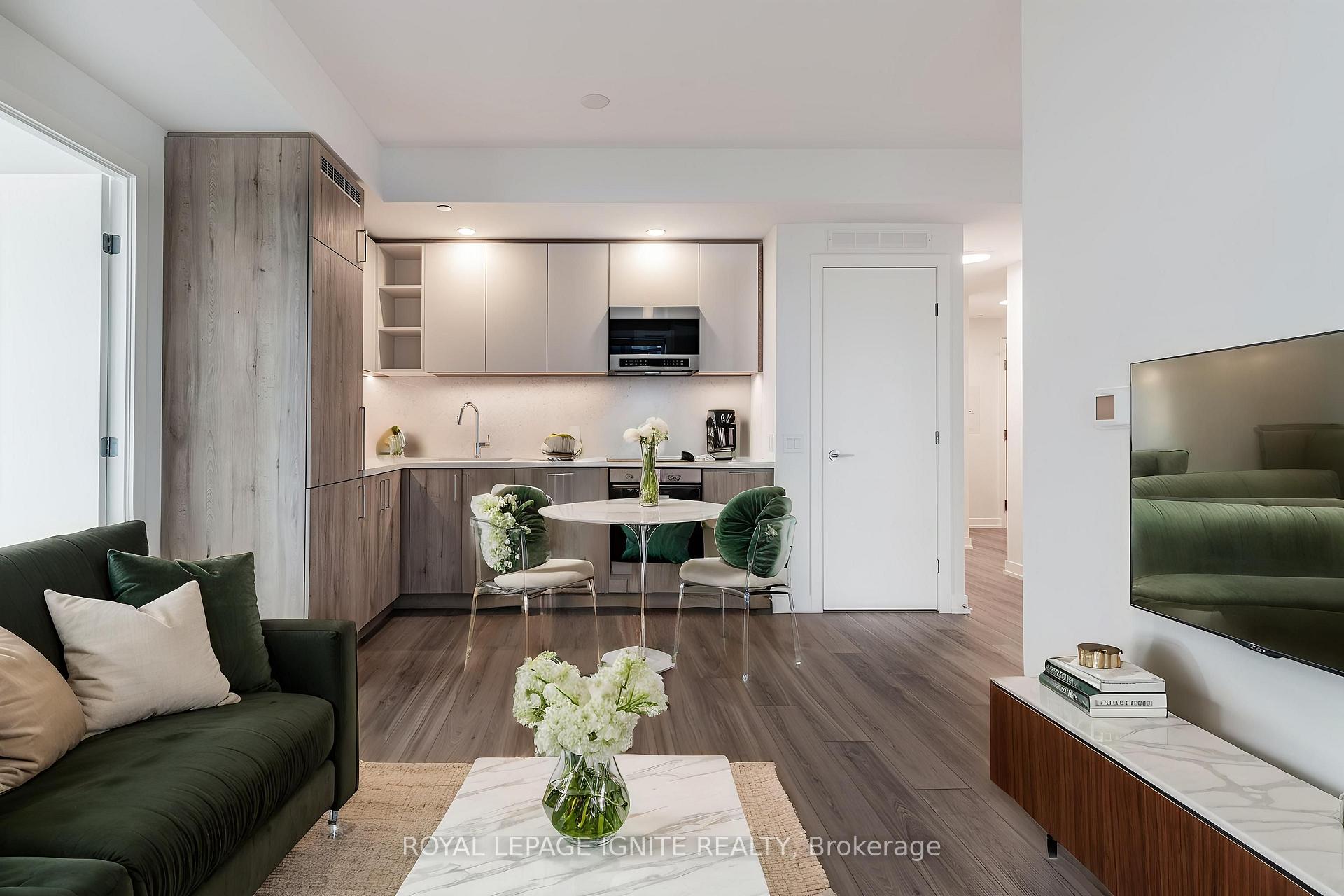 Photo 13 of Unit 2208, 5 Meadowale Road, Vaughan, Vaughan Corporate Centre — HOMEH