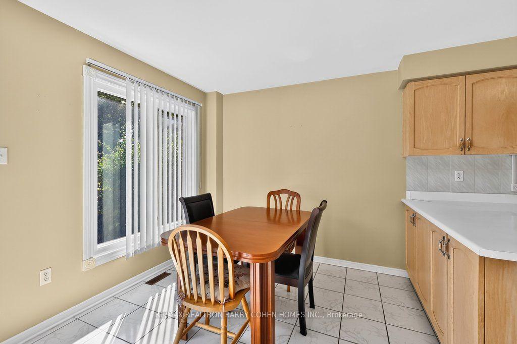 Photo 12 of 2528 Willowburne Drive, Mississauga, Central Erin Mills — HOMEH