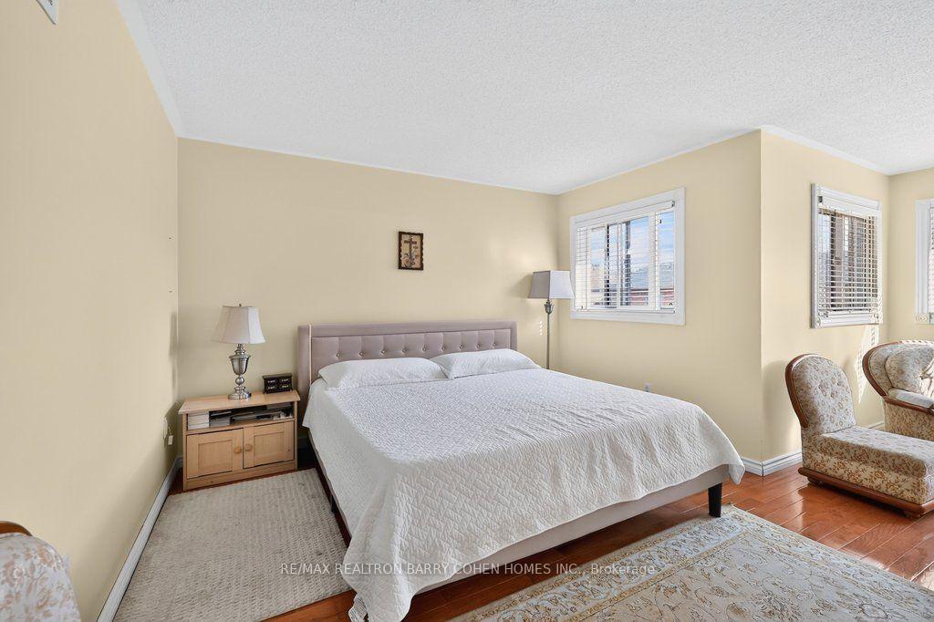 Photo 19 of 2528 Willowburne Drive, Mississauga, Central Erin Mills — HOMEH