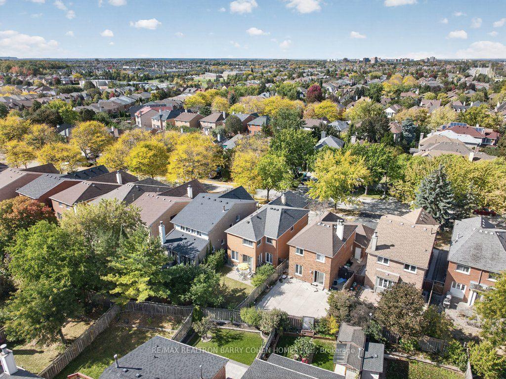 Photo 32 of 2528 Willowburne Drive, Mississauga, Central Erin Mills — HOMEH