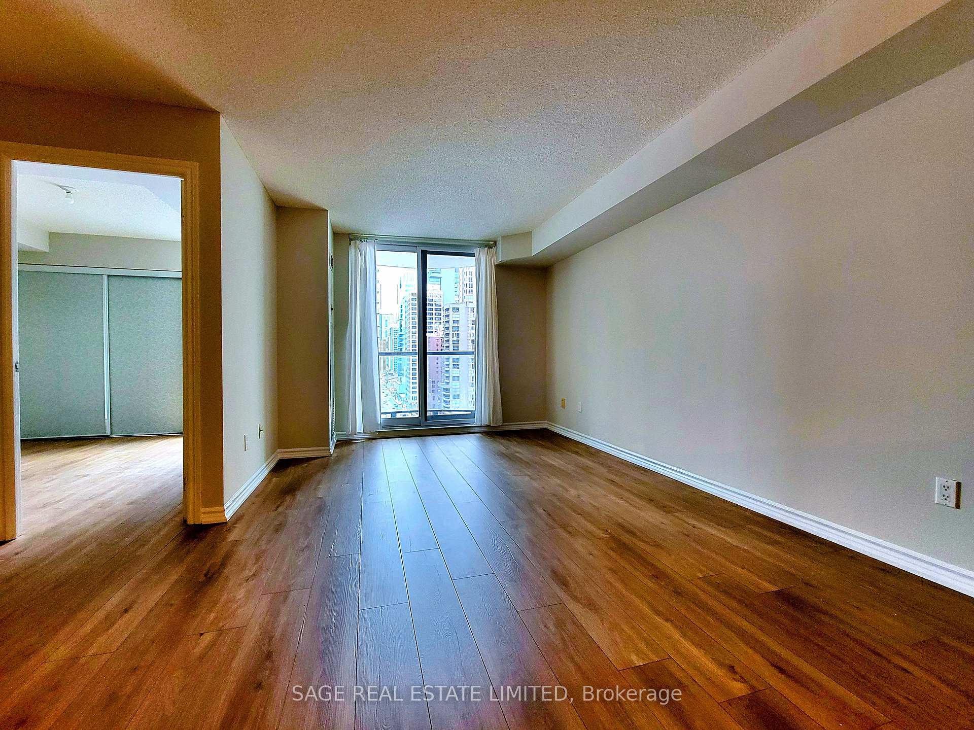 Photo 2 of Unit 1505, 801 Bay Street, Toronto, Bay Street Corridor — HOMEH