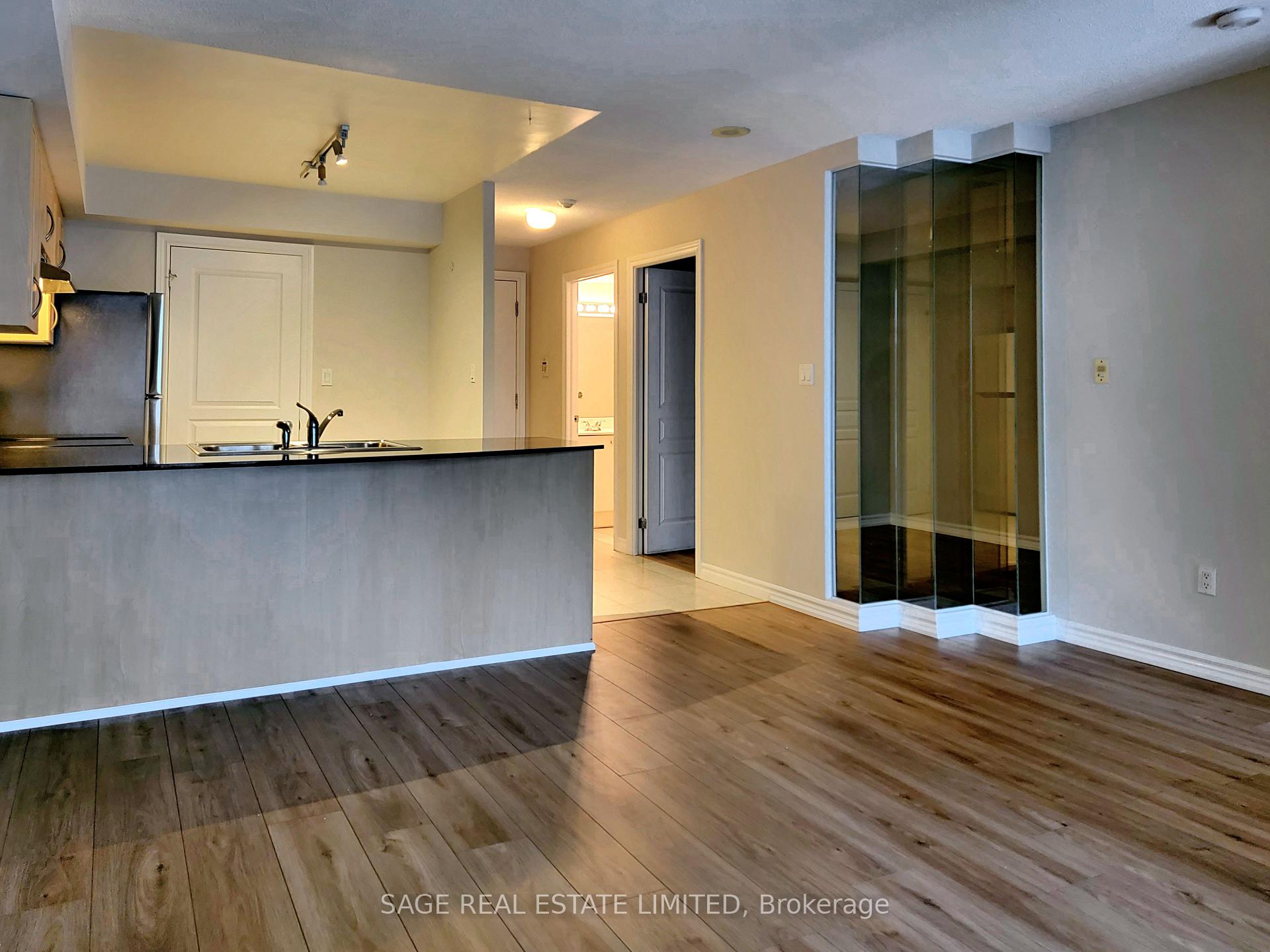 Photo 3 of Unit 1505, 801 Bay Street, Toronto, Bay Street Corridor — HOMEH