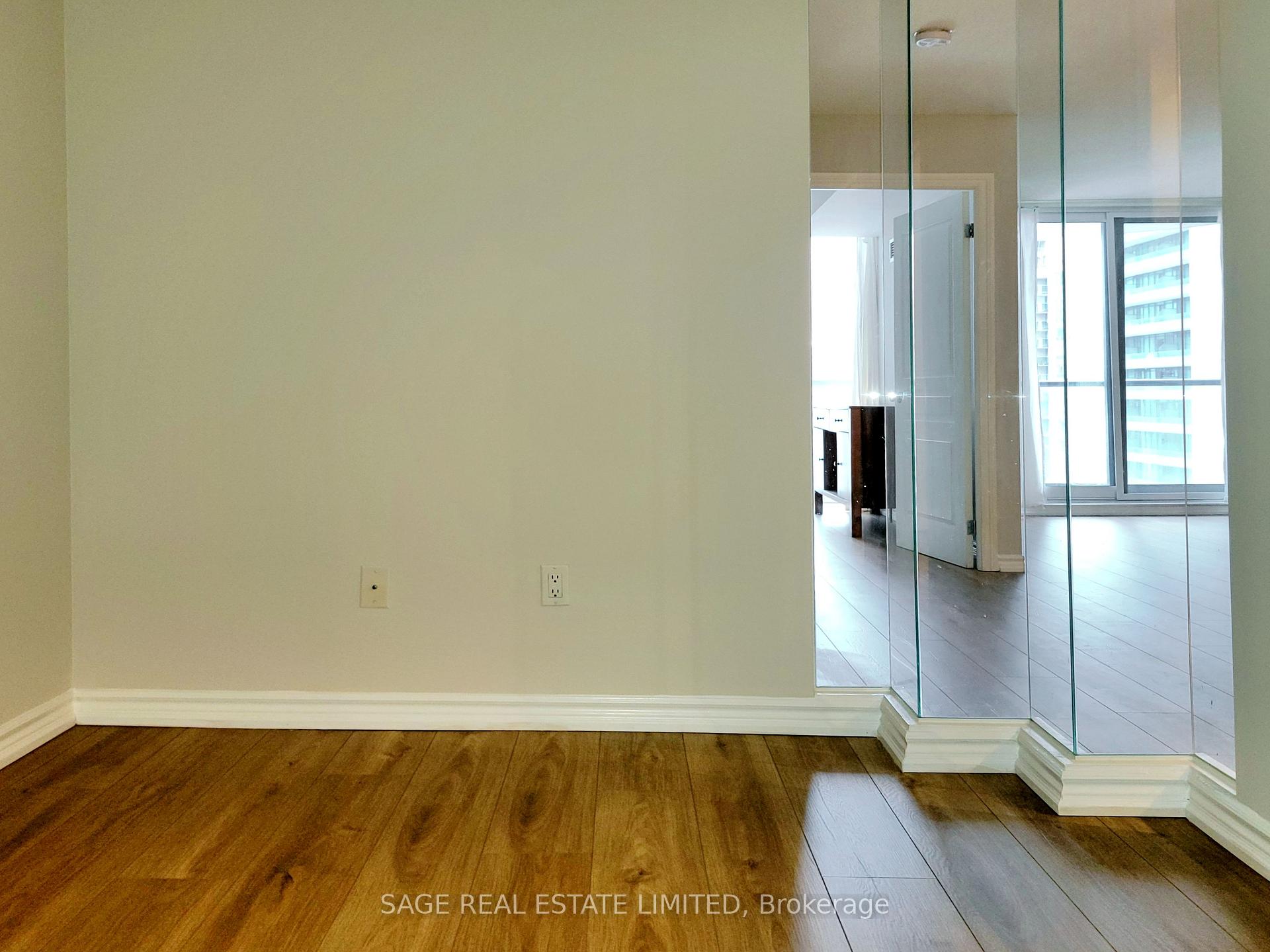Photo 8 of Unit 1505, 801 Bay Street, Toronto, Bay Street Corridor — HOMEH