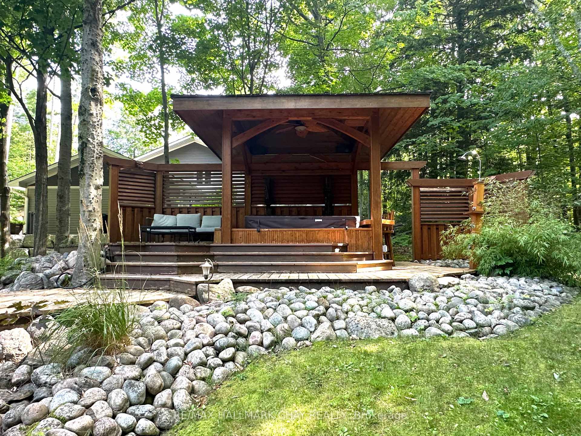 Photo 11 of 691 Rue Lafontaine Road W, Tiny, Rural Tiny — HOMEH