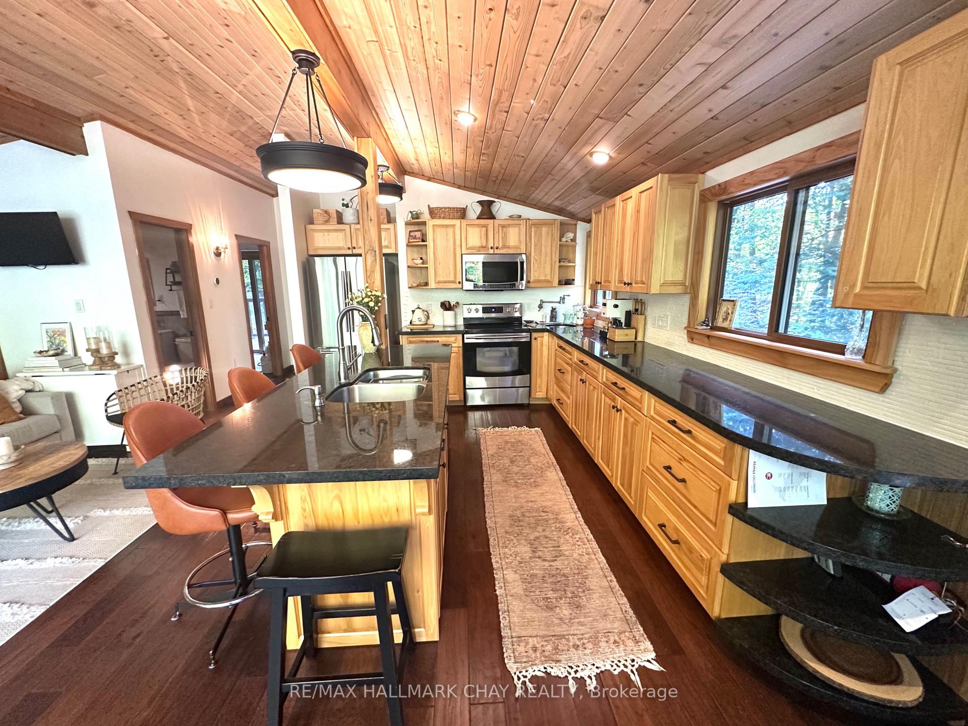 Photo 14 of 691 Rue Lafontaine Road W, Tiny, Rural Tiny — HOMEH
