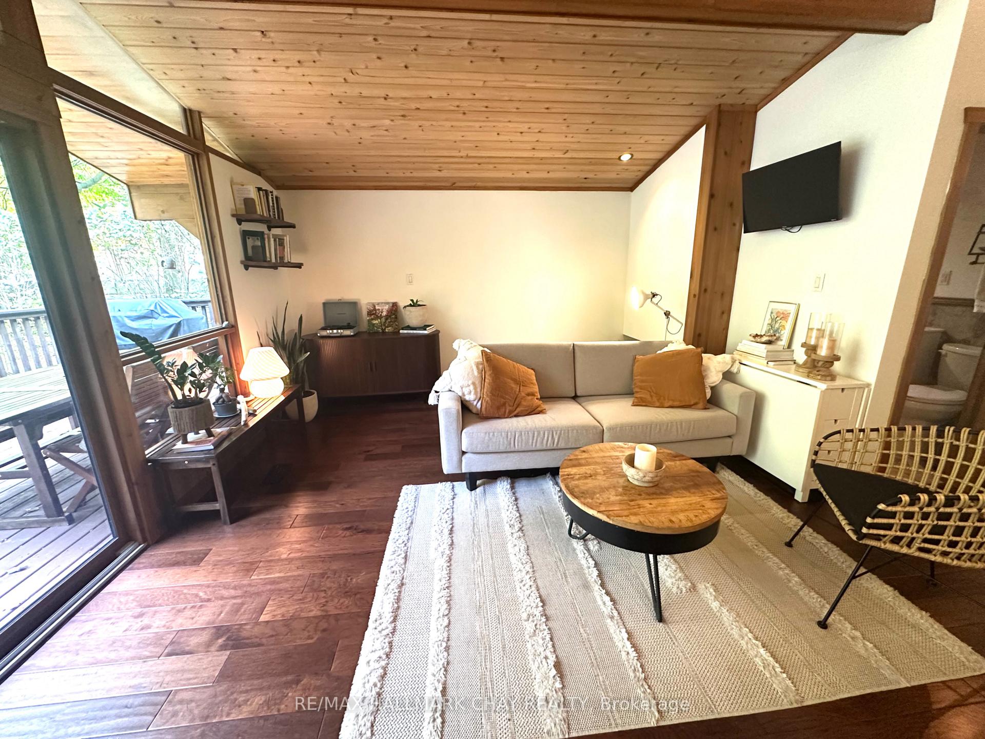 Photo 18 of 691 Rue Lafontaine Road W, Tiny, Rural Tiny — HOMEH