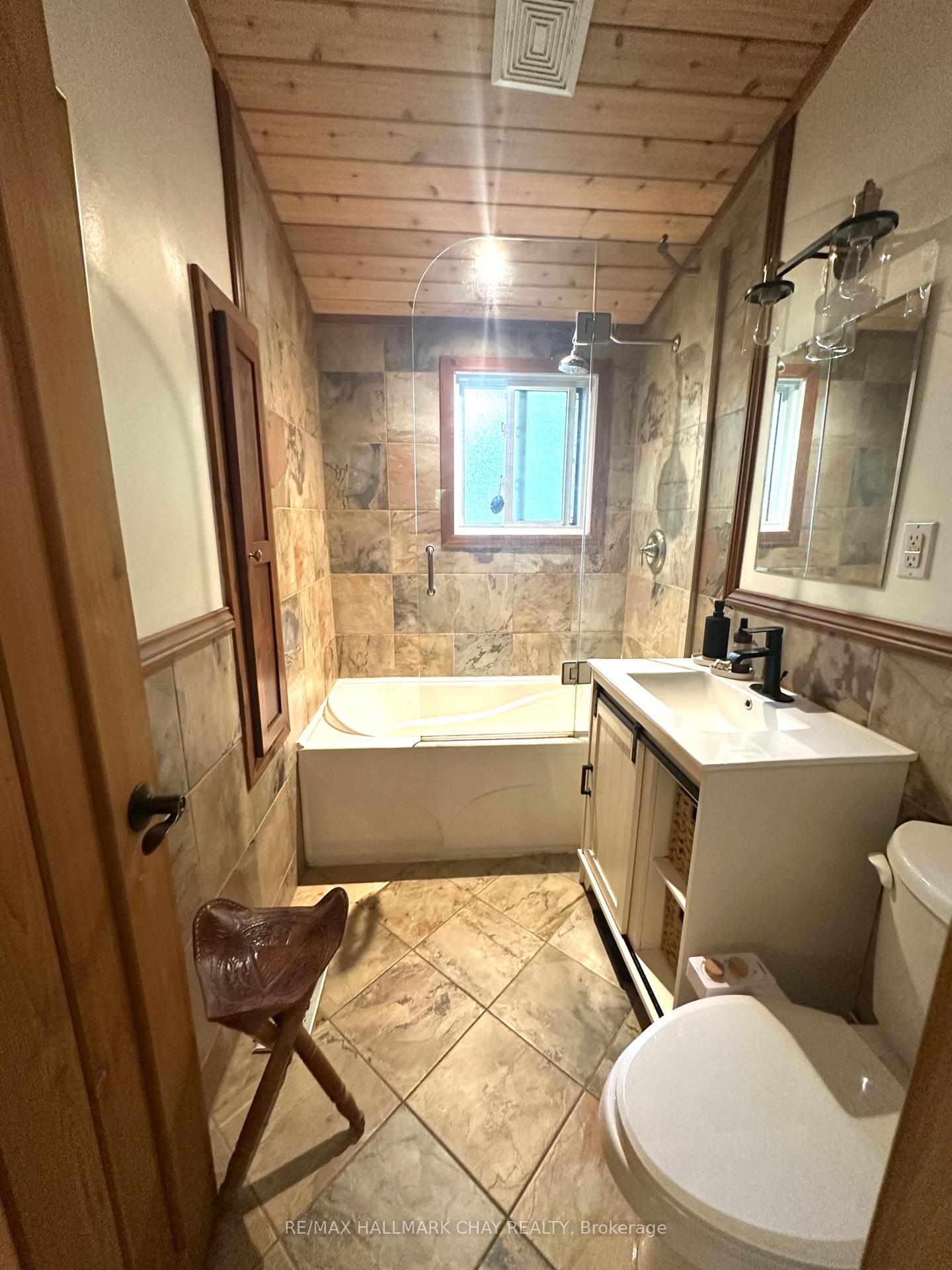 Photo 22 of 691 Rue Lafontaine Road W, Tiny, Rural Tiny — HOMEH