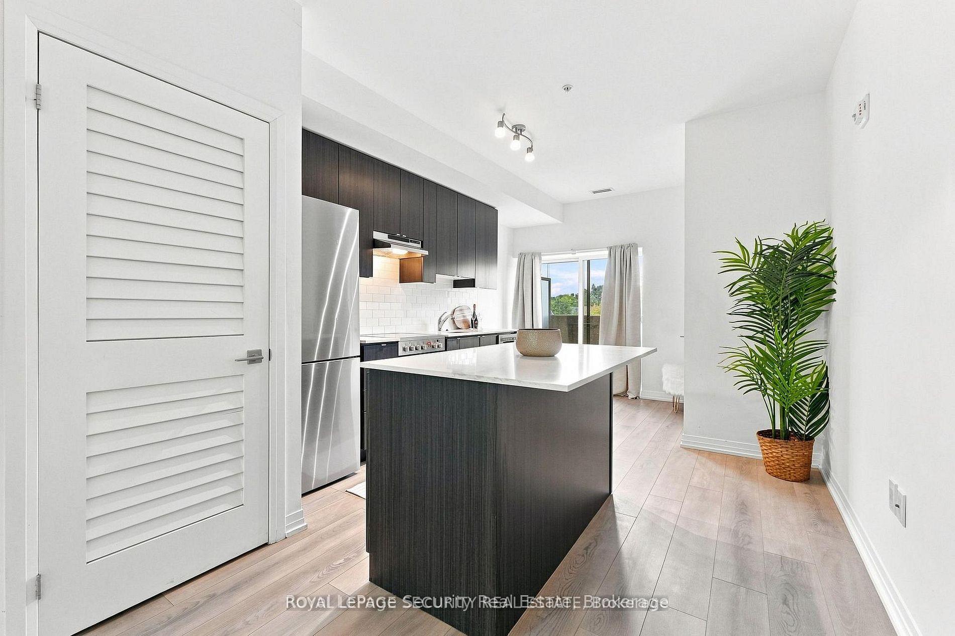 Photo 10 of Unit 110, 408 Browns Line, Etobicoke, Alderwood — HOMEH