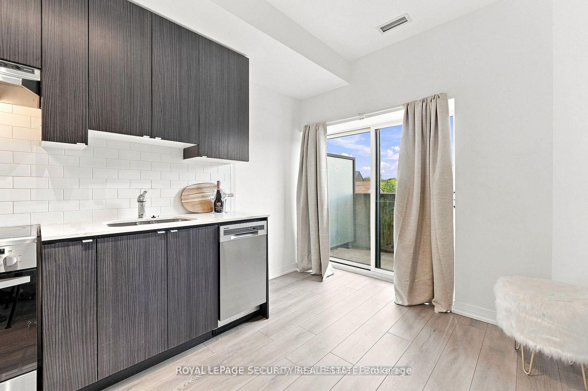 Photo 15 of Unit 110, 408 Browns Line, Etobicoke, Alderwood — HOMEH