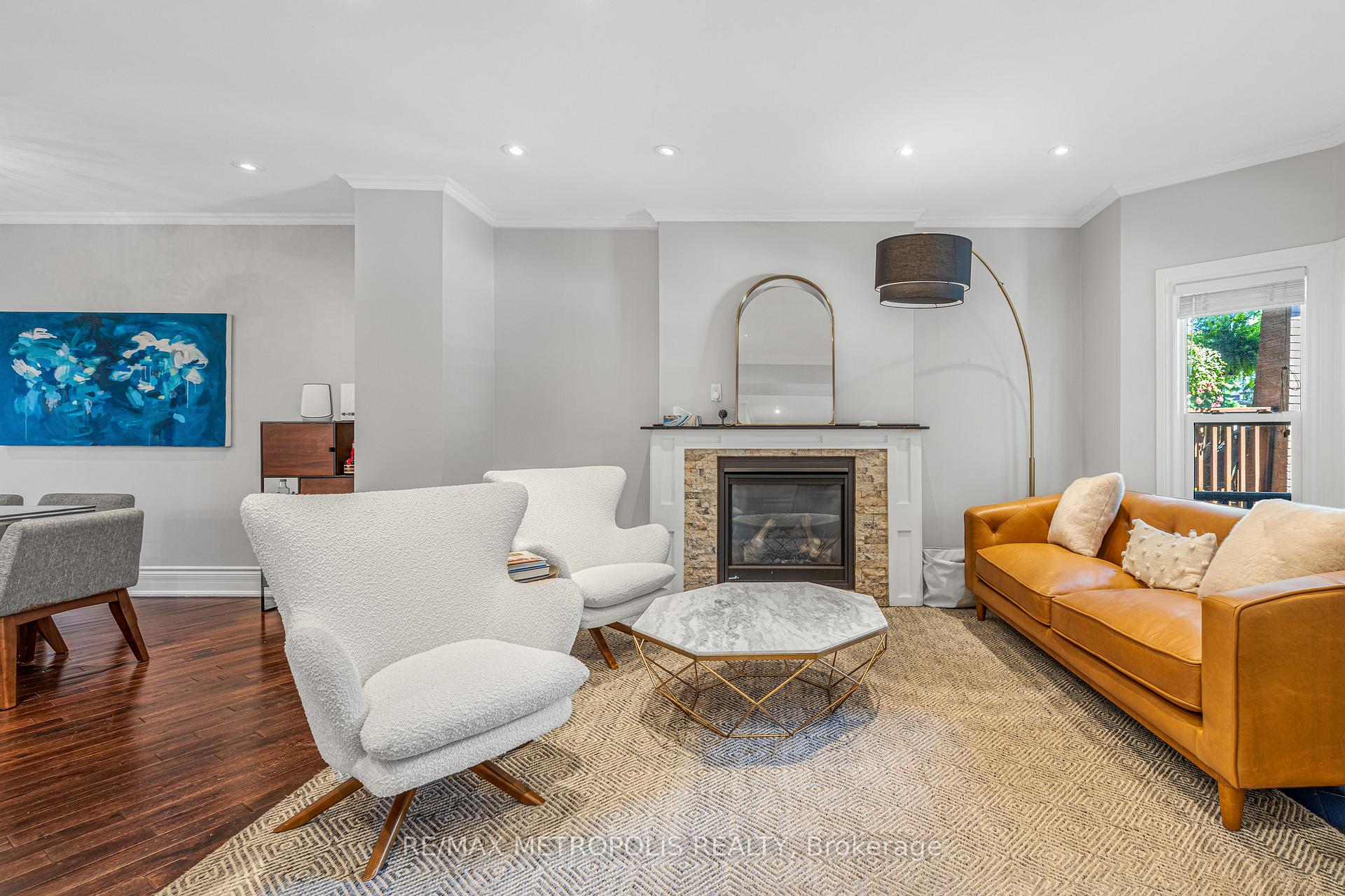 Photo 7 of 26 Algonquin Avenue, Toronto, High Park-Swansea — HOMEH