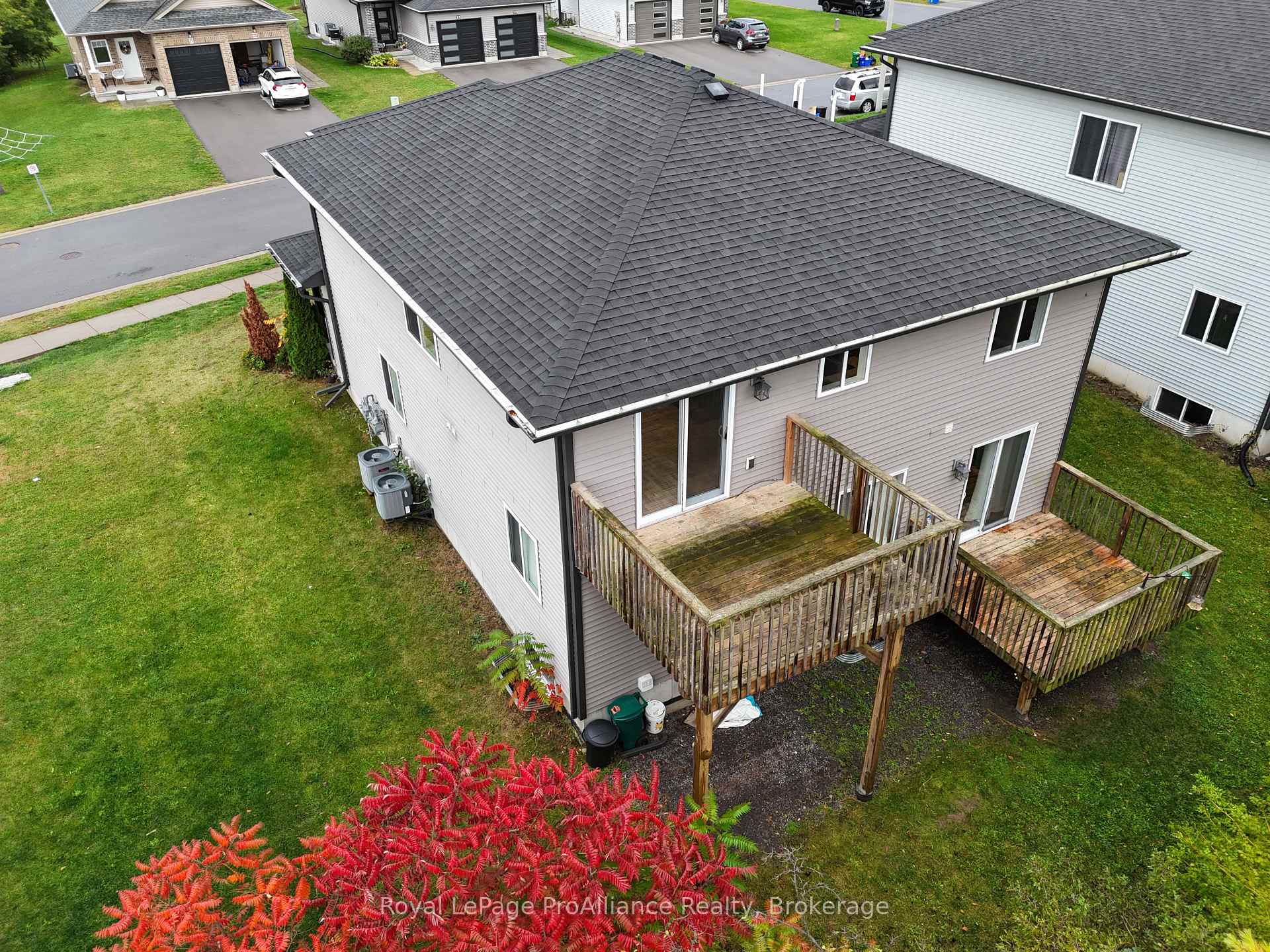 Photo 4 of 70 Ridgeway Place, Belleville, Belleville Ward — HOMEH