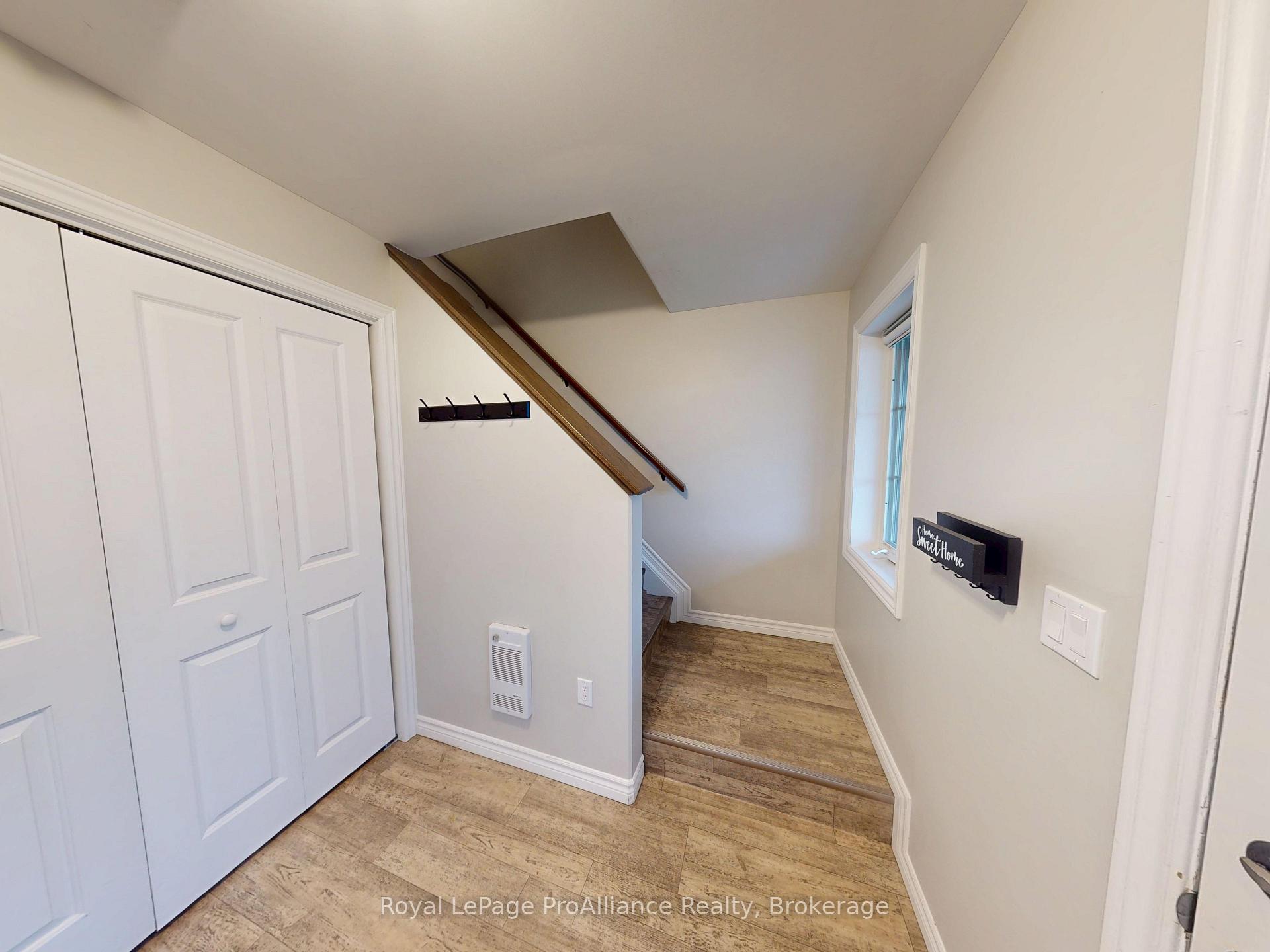 Photo 6 of 70 Ridgeway Place, Belleville, Belleville Ward — HOMEH