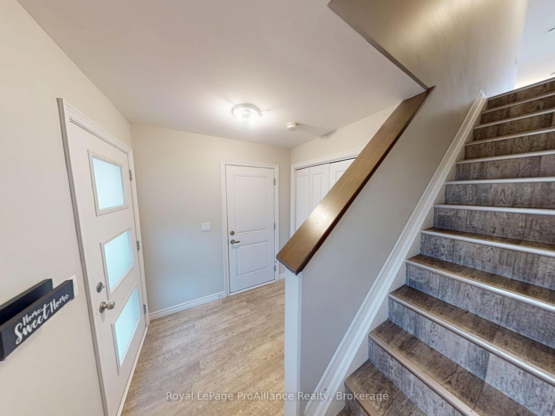 Photo 7 of 70 Ridgeway Place, Belleville, Belleville Ward — HOMEH