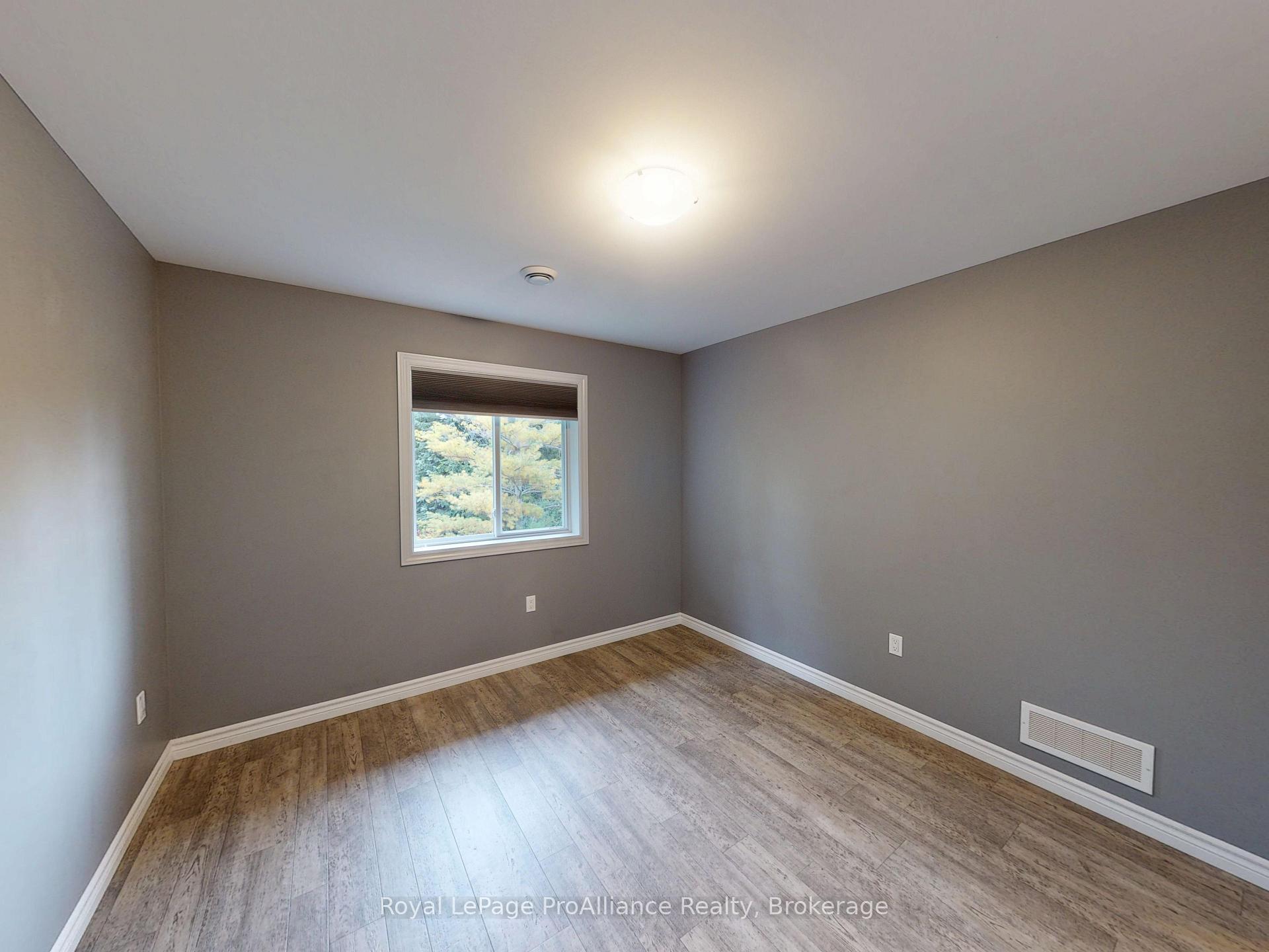 Photo 14 of 70 Ridgeway Place, Belleville, Belleville Ward — HOMEH
