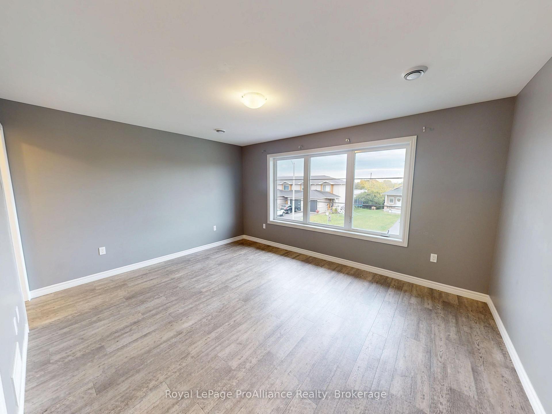 Photo 22 of 70 Ridgeway Place, Belleville, Belleville Ward — HOMEH