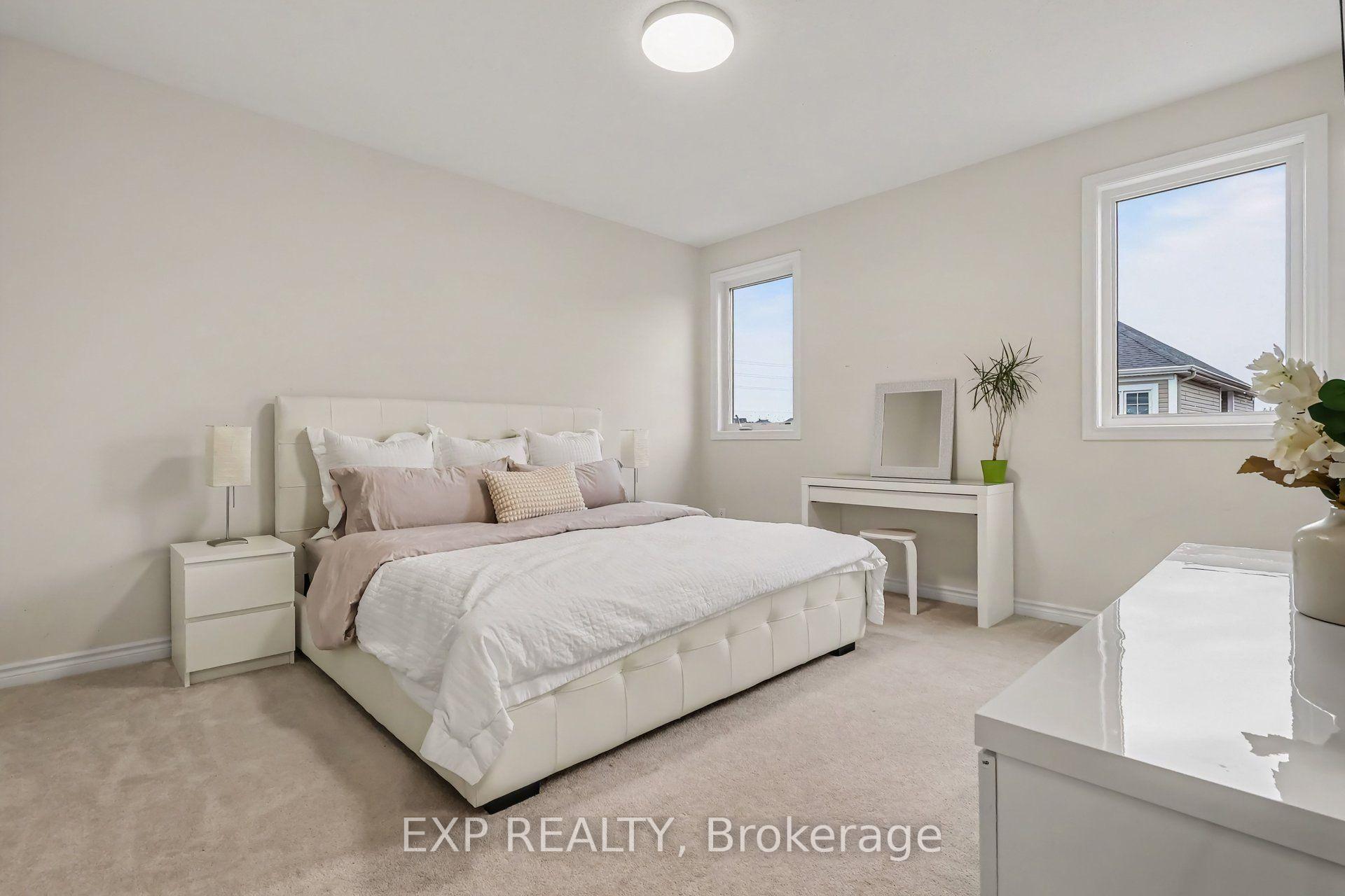 Photo 17 of 127 Switch Grass Crescent, Ottawa, Barrhaven - Half Moon Bay — HOMEH