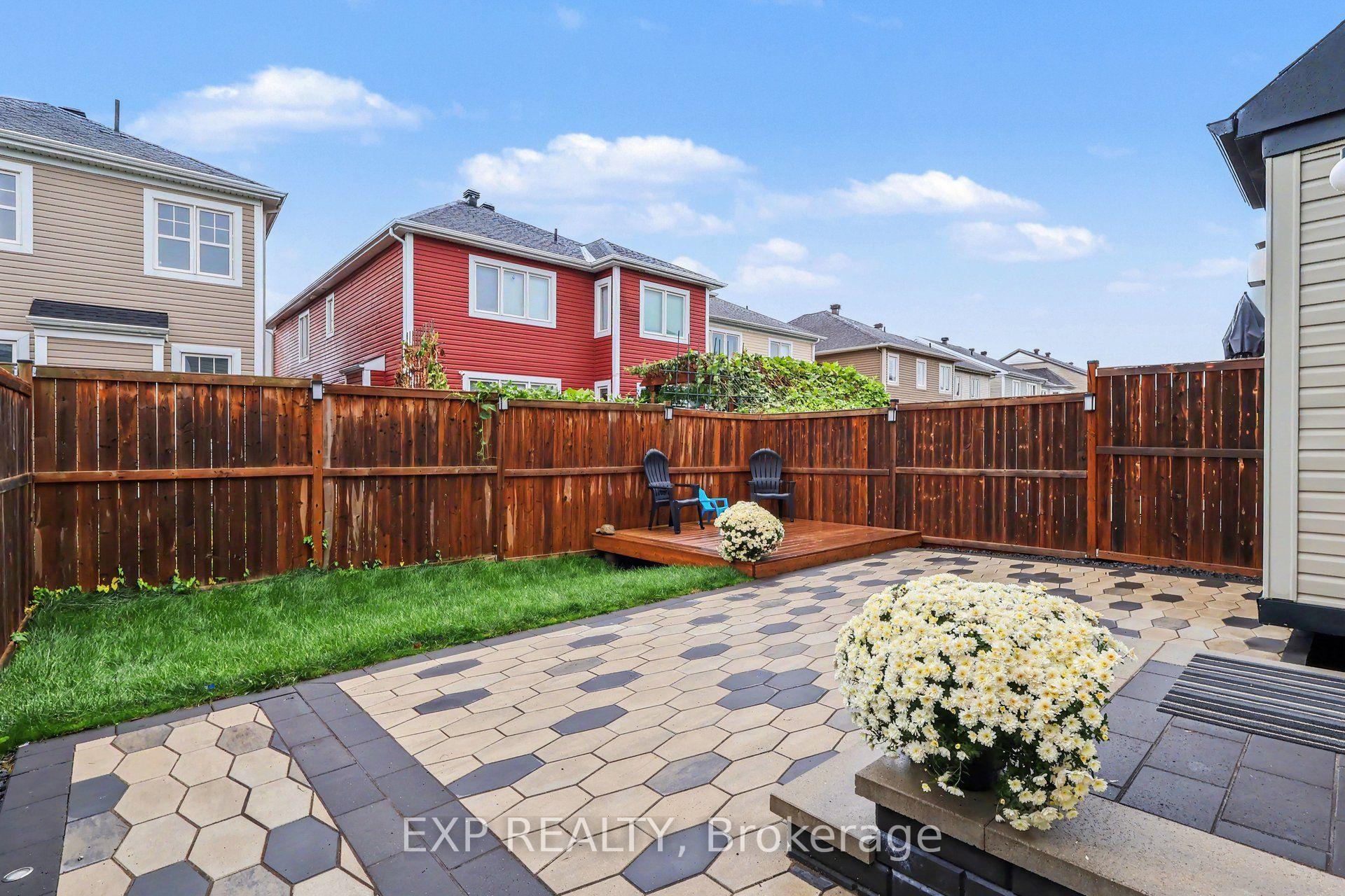 Photo 31 of 127 Switch Grass Crescent, Ottawa, Barrhaven - Half Moon Bay — HOMEH