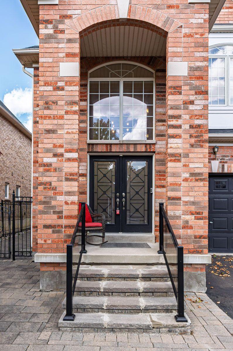 Photo 3 of 120 Golden Orchard Road, Vaughan, Patterson — HOMEH
