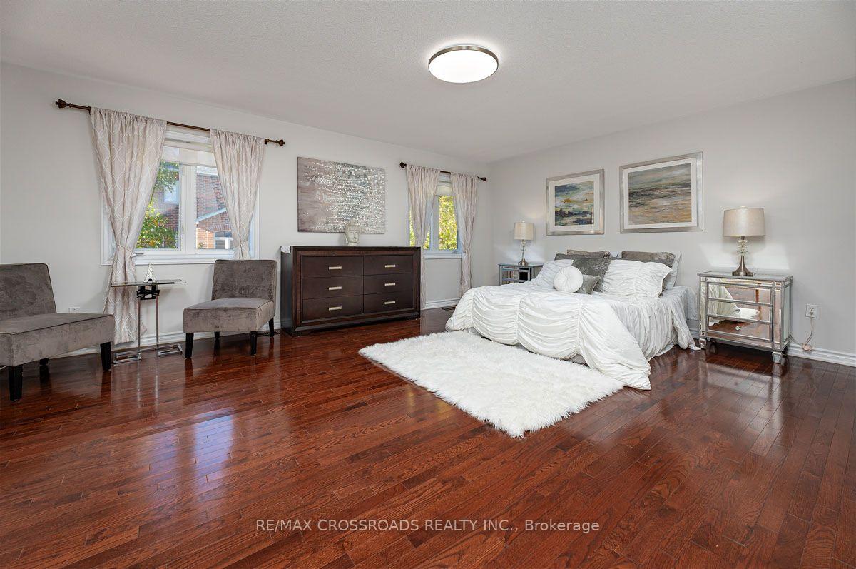 Photo 19 of 120 Golden Orchard Road, Vaughan, Patterson — HOMEH