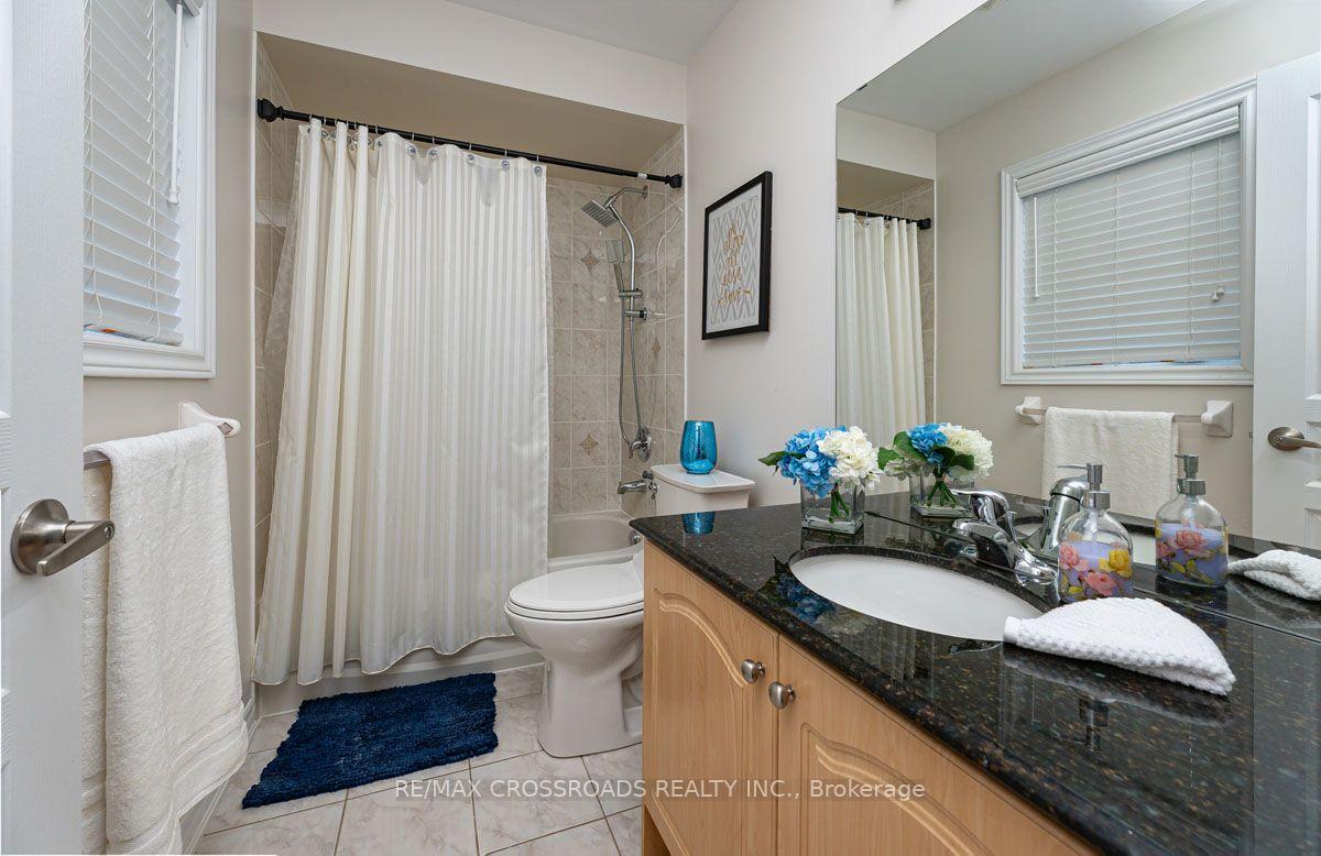 Photo 25 of 120 Golden Orchard Road, Vaughan, Patterson — HOMEH