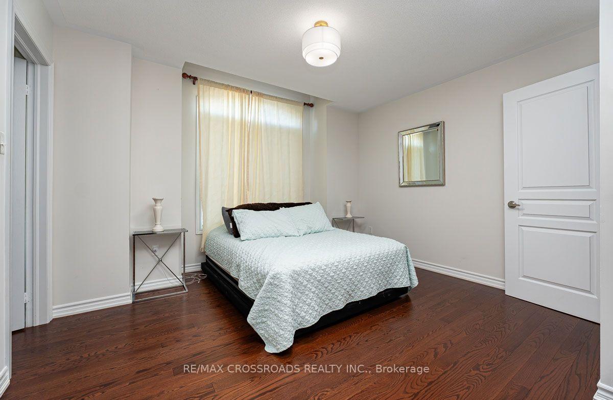 Photo 28 of 120 Golden Orchard Road, Vaughan, Patterson — HOMEH
