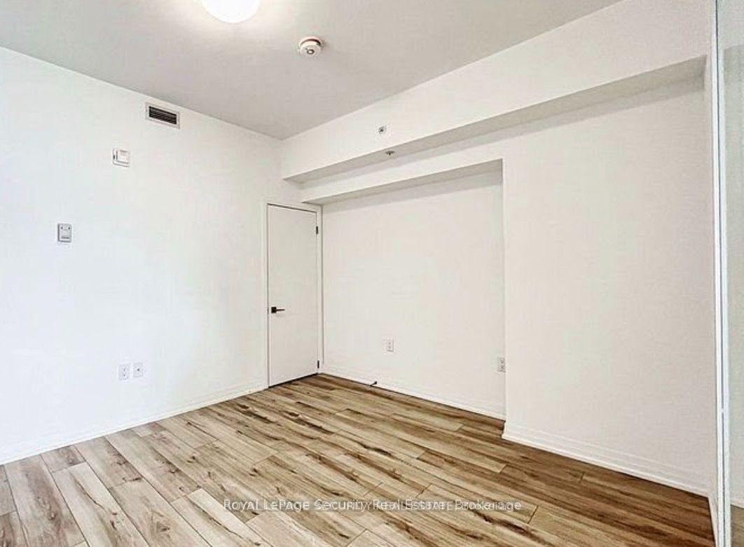 Photo 6 of Unit 216, 408 Browns Line, Etobicoke, Alderwood — HOMEH