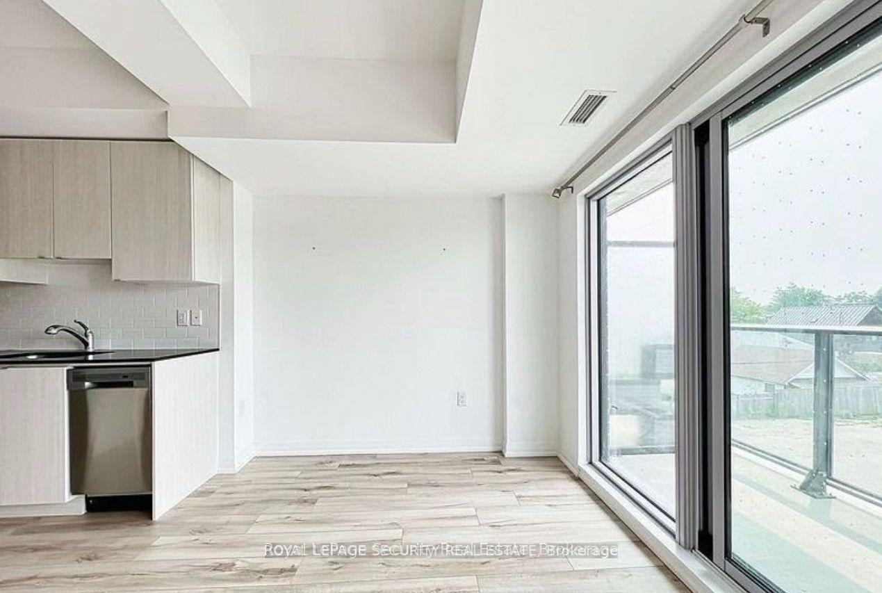 Photo 11 of Unit 216, 408 Browns Line, Etobicoke, Alderwood — HOMEH