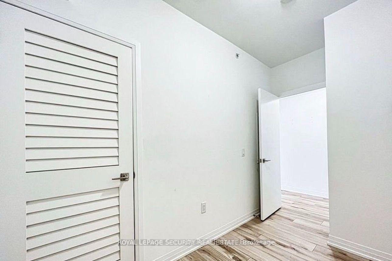 Photo 17 of Unit 216, 408 Browns Line, Etobicoke, Alderwood — HOMEH