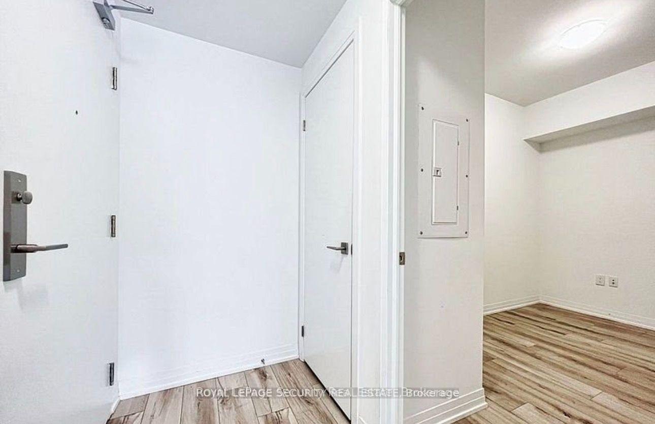 Photo 19 of Unit 216, 408 Browns Line, Etobicoke, Alderwood — HOMEH