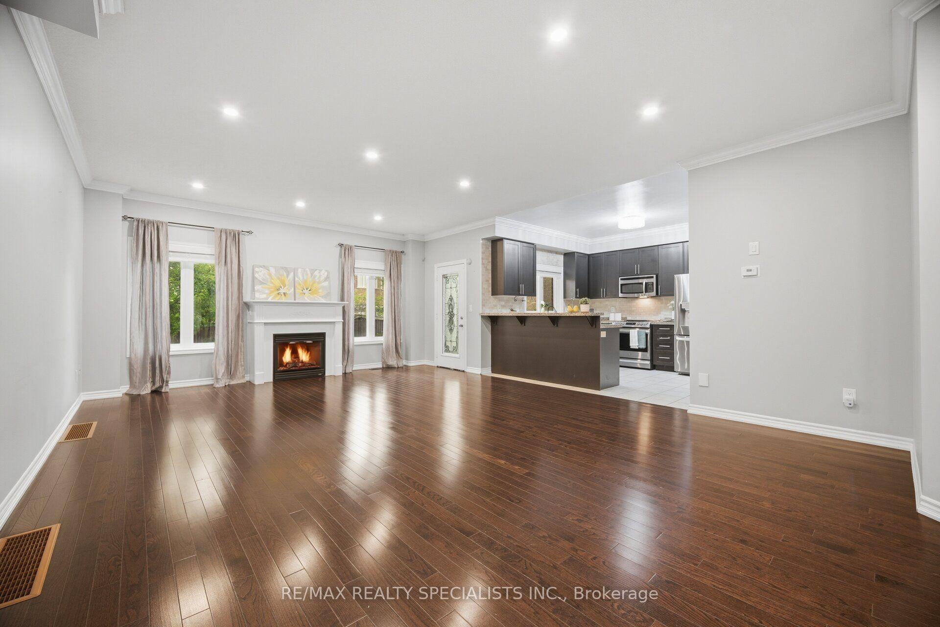 Photo 13 of 227 Minto Crescent, Milton, Willmott — HOMEH
