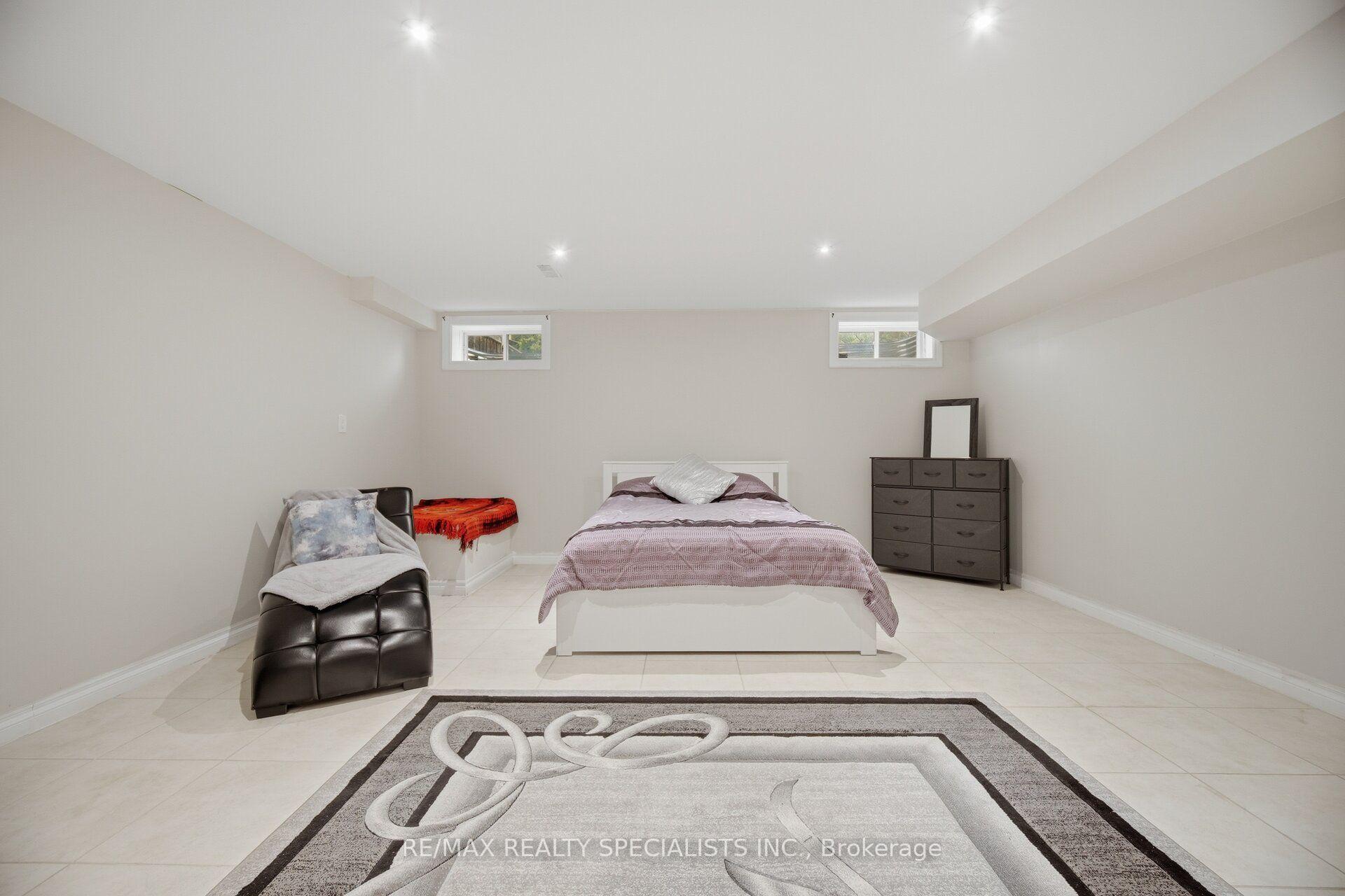 Photo 44 of 227 Minto Crescent, Milton, Willmott — HOMEH